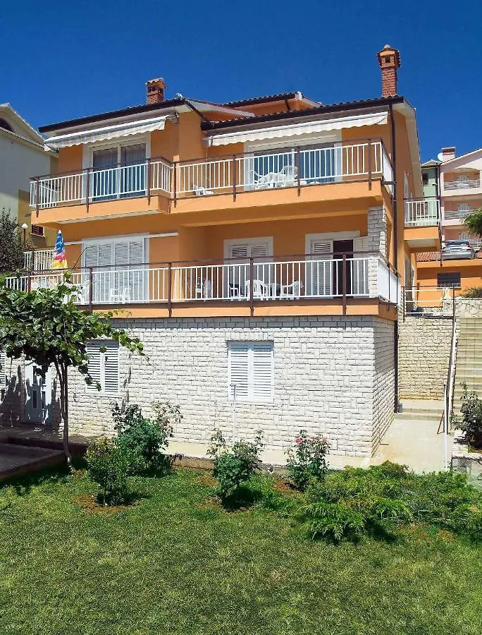 Apartment In Rabac 16817