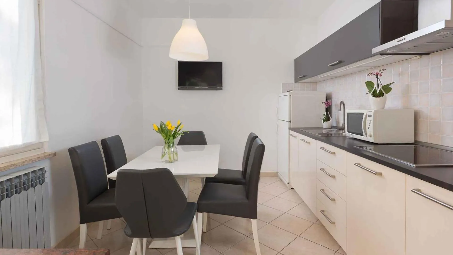 Apartment In Rabac 16817