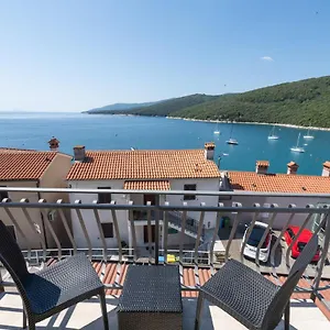 Szálloda Nostromo, Rabac